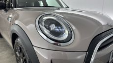 MINI Hatchback 1.5 Cooper Classic 5dr Auto [Nav Pack] Petrol Hatchback